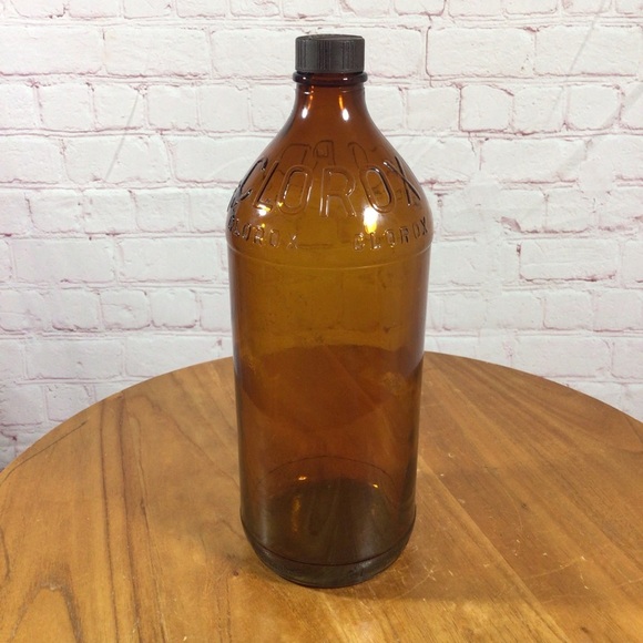 Vintage Clorox Amber Glass 32oz Glass Bottle with Cover - Picture 3 of 7